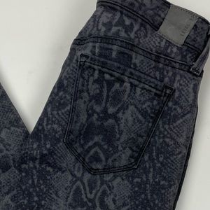 Level 99 Janice Midrise Skinny | Diamond Back Grey | 25